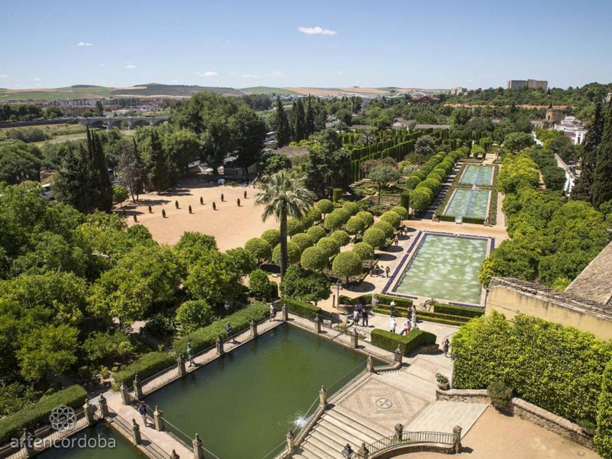 Apartamento Boulevard Gran Capitan Córdoba Buitenkant foto