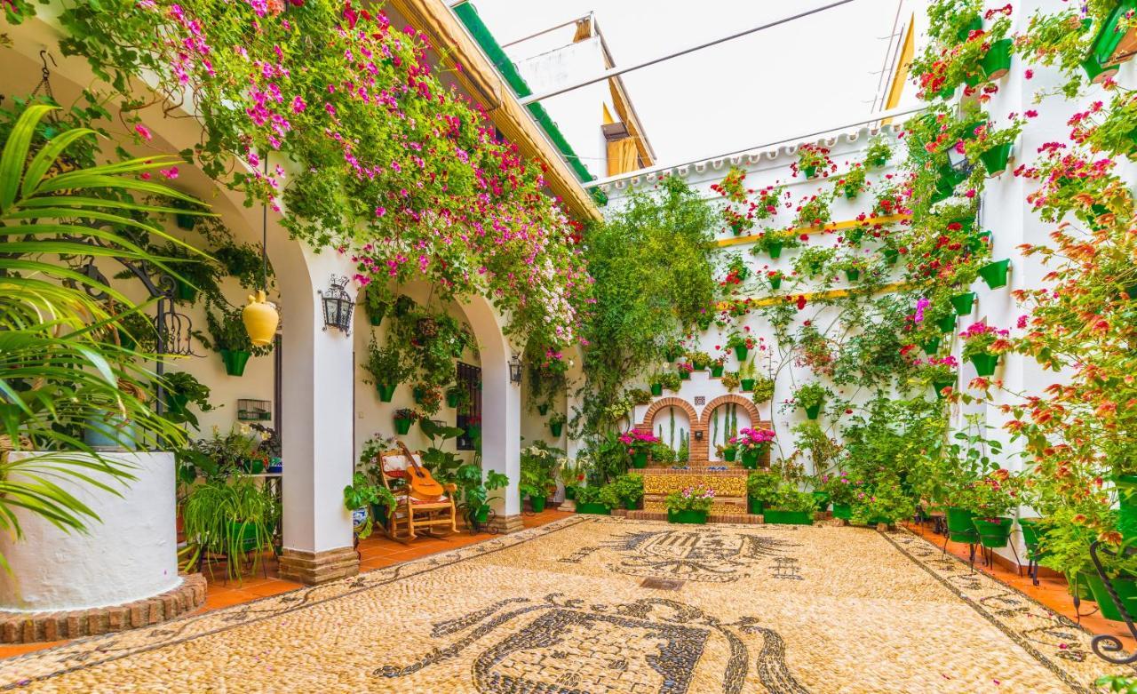 Apartamento Boulevard Gran Capitan Córdoba Buitenkant foto