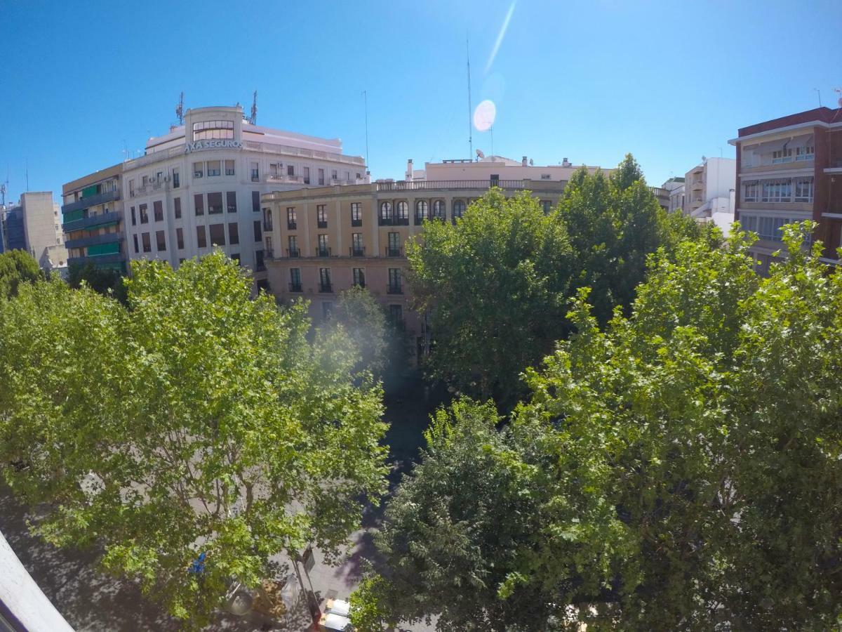 Apartamento Boulevard Gran Capitan Córdoba Buitenkant foto